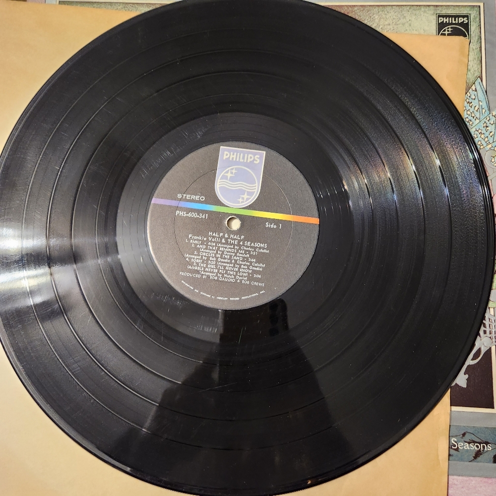 Vintage Frankie Valli & The 4 Seasons Half & Half Black Vinyl LP 1970 - Picture 13 of 16